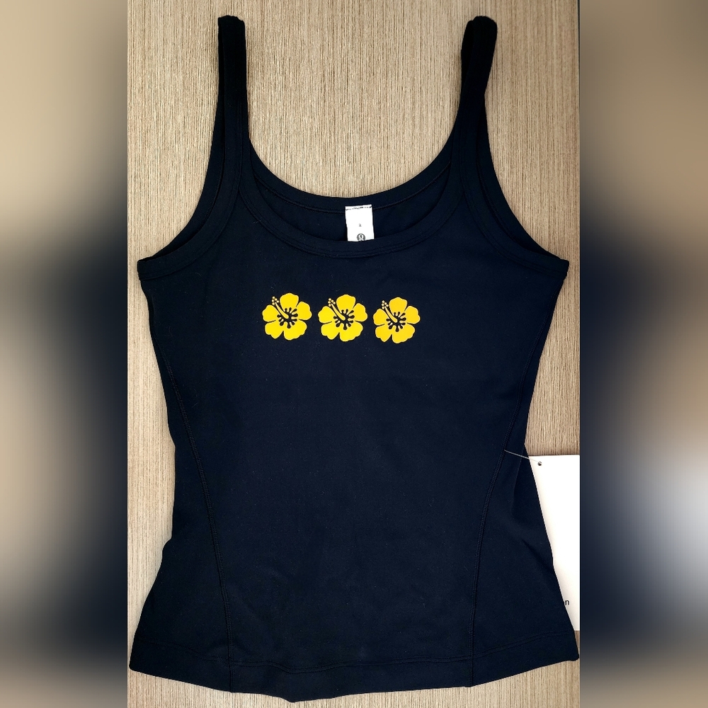 Lululemon Hawaii-Exclusive Align Scoop Waist Length Tank Black/Hibiscus Sz 2 NWT